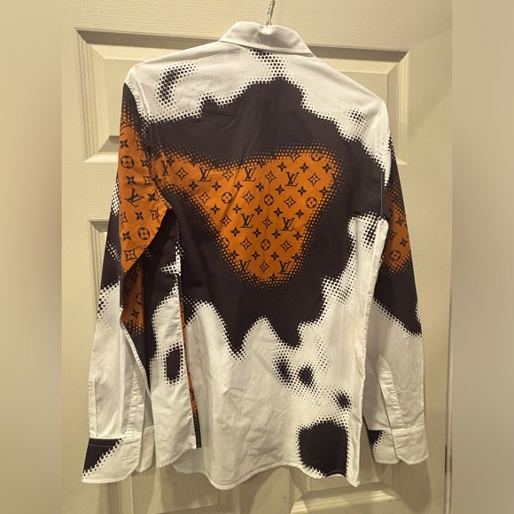 Louis Vuitton Men’s Casual Button Down Fairly New